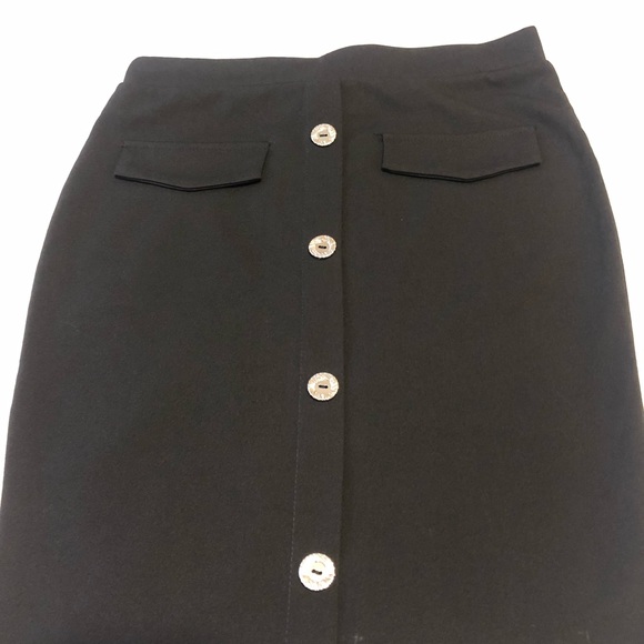 Women’s skirt - Picture 4 of 9